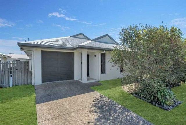 2/2 Barwick Mews, QLD 4818