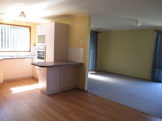 Living to Kitchen
