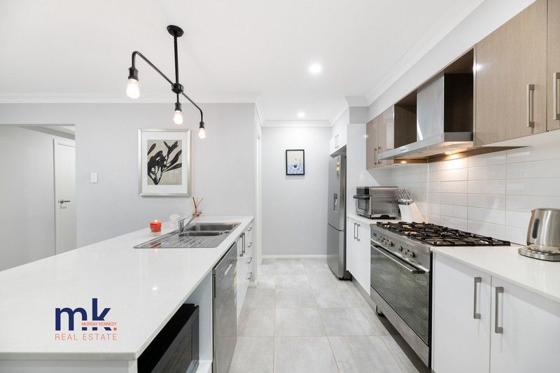 https://images.allhomes.com.au/property/photo/ea222655cfa6889f5a374463b619b0fd_hd.jpg