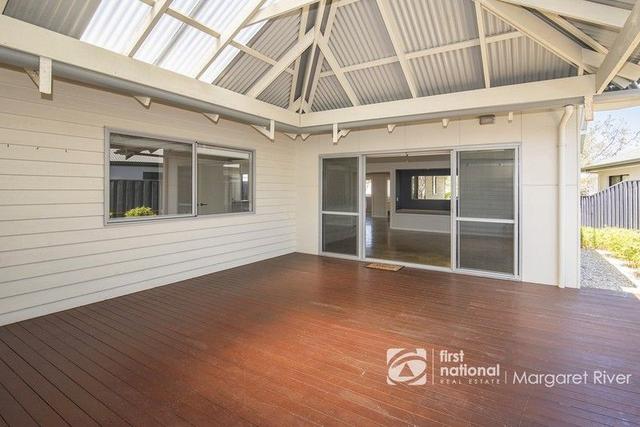 23 Halcyon Crescent, WA 6285