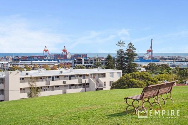 103/8 Ord Street, WA 6160