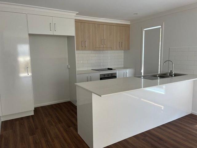 2/4 Anya Close, QLD 4703