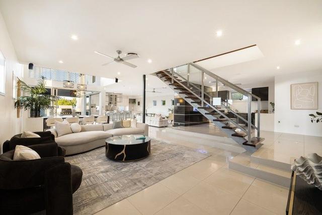 2 Offham Court, QLD 4214