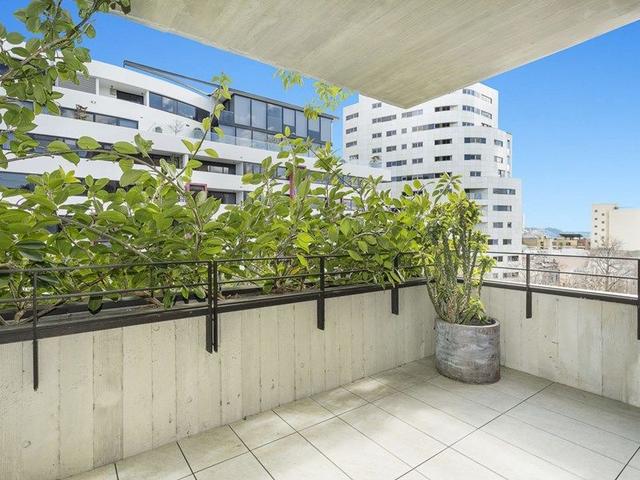 18/350 Bourke St, NSW 2010