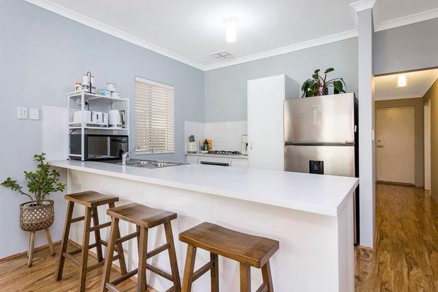 57 Warburton Trail, WA 6180