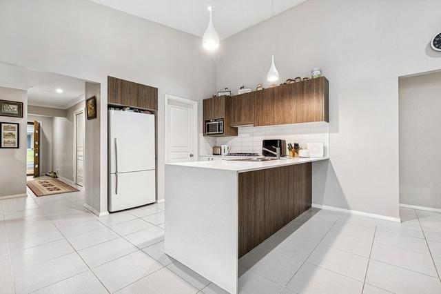 11 Blue Gum Place, NSW 2573