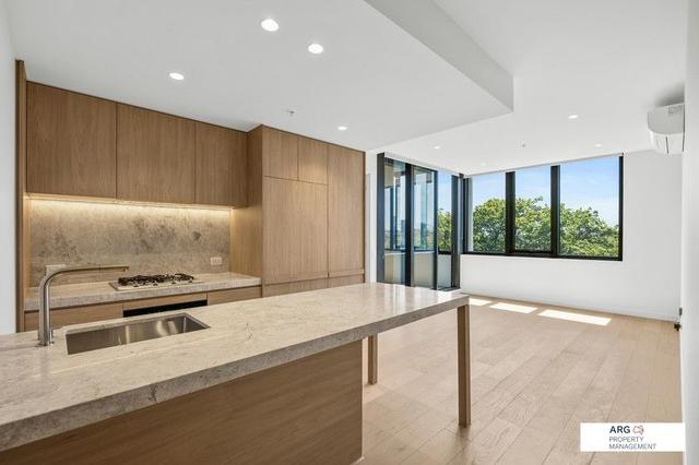 301/21 Irving Ave, VIC 3128