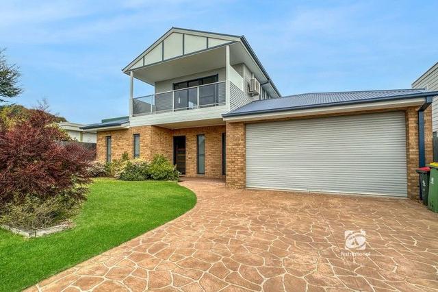 22 Hill Crest Way, VIC 3909