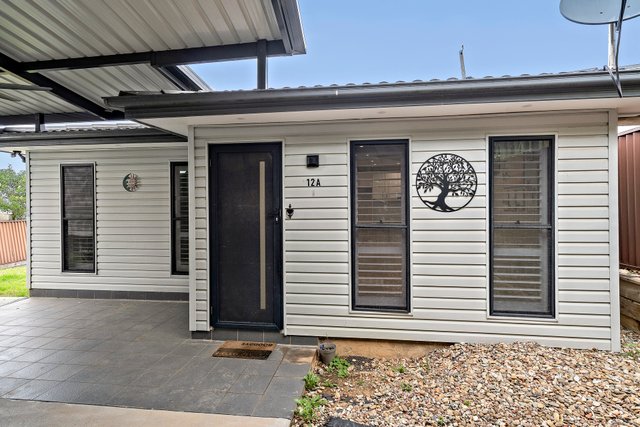 12a Noakes Parade, NSW 2147