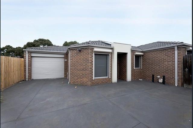 2/23 Newlyn  Drive, VIC 3064