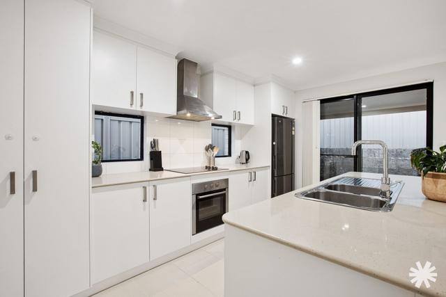 8 Dudson Street, WA 6171
