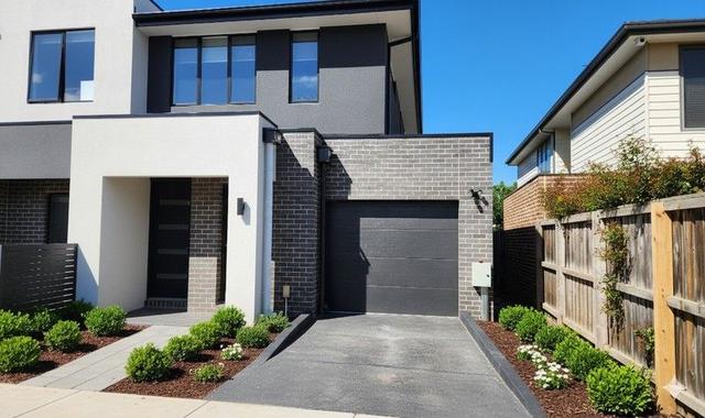 71 Woornack Road, VIC 3163