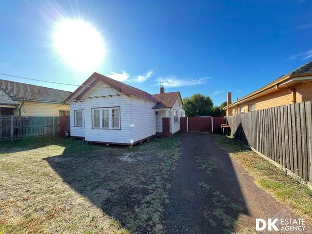 5 Centre St, VIC 3020