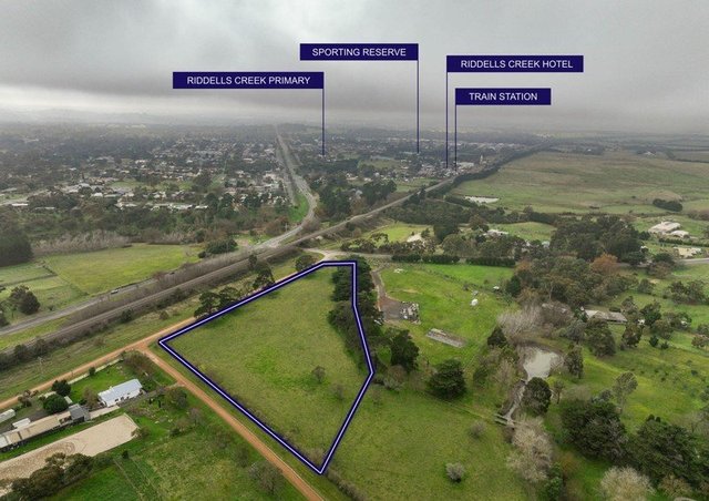 13 Markham Road, VIC 3431
