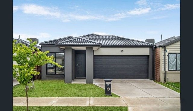 41 Belladonna Cct, VIC 3756