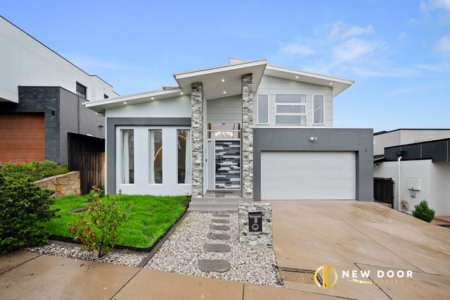 8 Navratil Street, ACT 2611