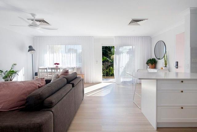 14/4 Rolan Court, QLD 4221