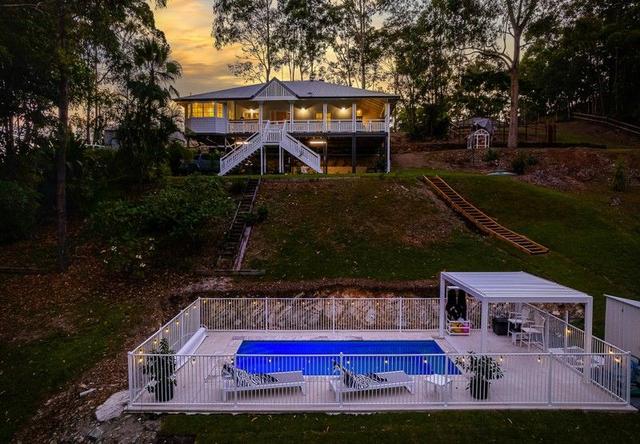 25 Thomas Duncan Court, QLD 4213