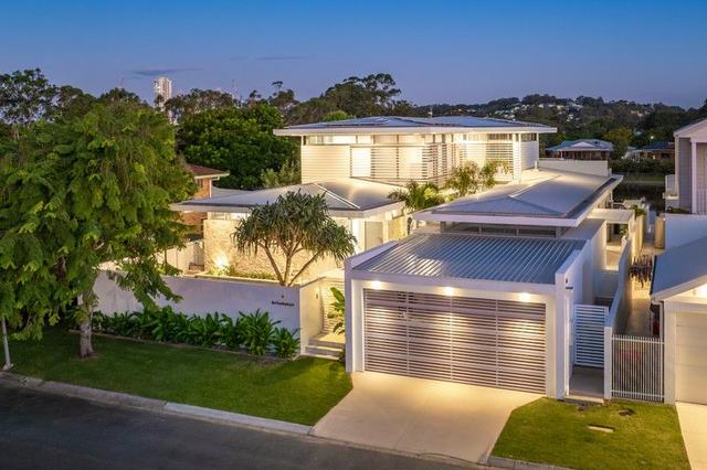 6 Penguin Parade, QLD 4220
