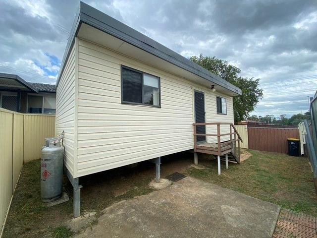 17A Dollin St, NSW 2760