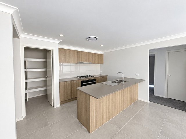 16 Beavis Rd, NSW 2335