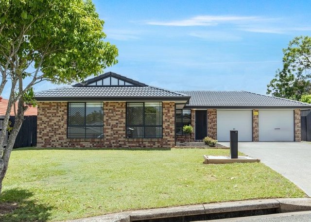 8 Carnea Place, QLD 4118