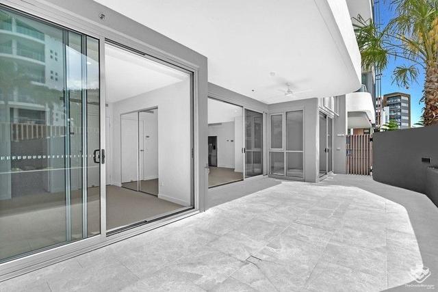 102/4 Twenty First Avenue, QLD 4221