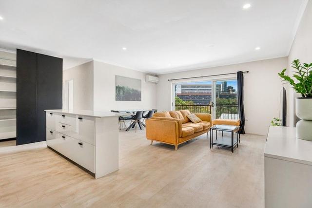 7/20 McIlwraith Street, QLD 4066