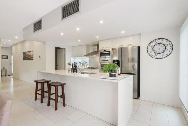 3/12 Kitchener Street, QLD 4151