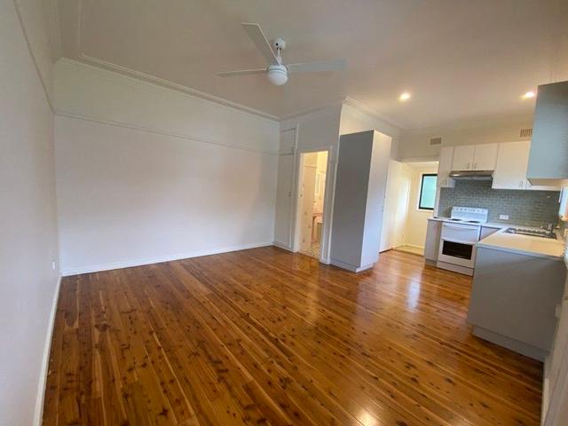 2/131 Prince Edward Drive, NSW 2530