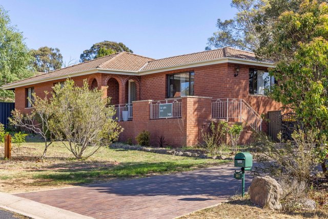 21 Tulong Avenue, NSW 2630