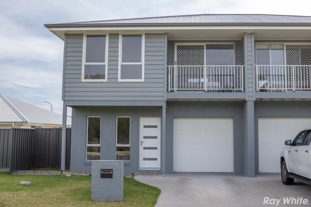 2/18 Myall Drive, NSW 2428