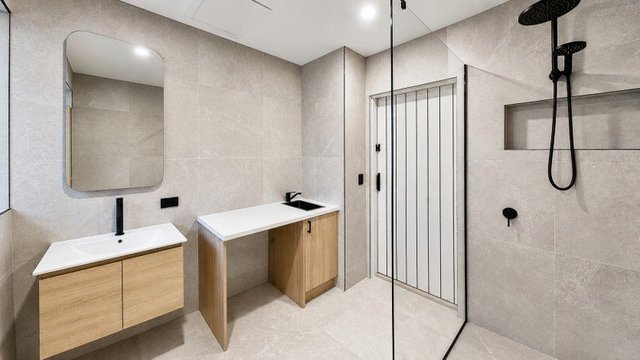 1/200 Edwardes St, VIC 3073