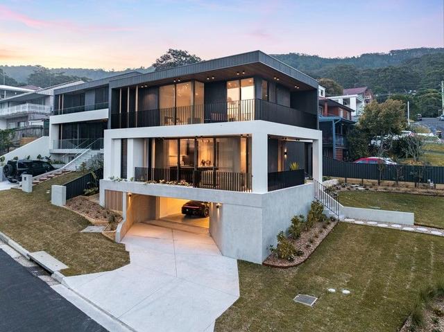 10 Robinsville Crescent, NSW 2515