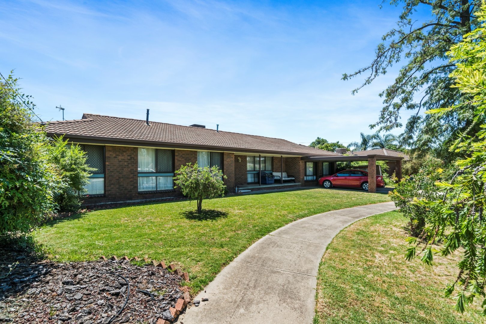 4 Lanark Court, Wodonga VIC 3690 House for Rent Allhomes