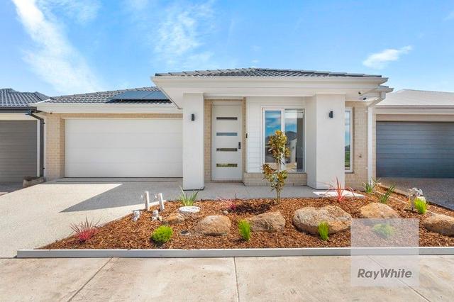 51 Waterside Boulevard, VIC 3750