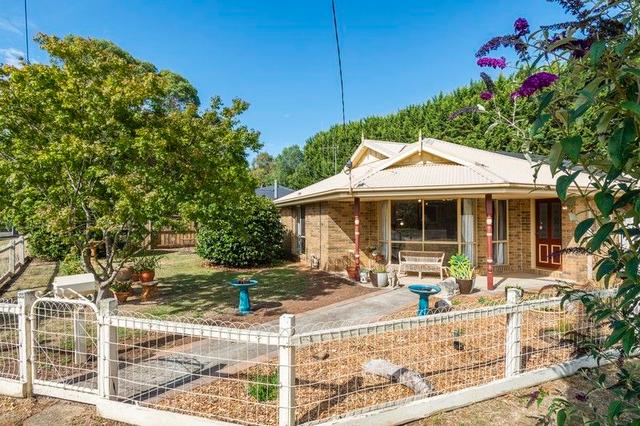 35 Stuart Dr, VIC 3442