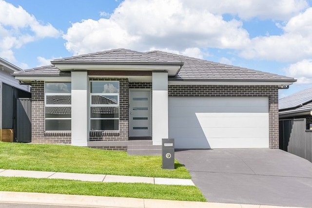 3 Tupman Street, NSW 2570