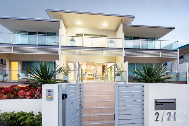 2/24 Seaview Road, SA 5024