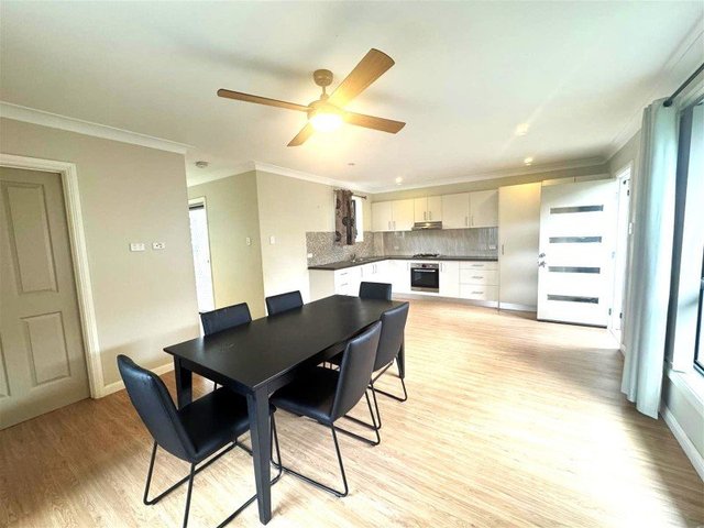 A/8 Falcon Pl, NSW 2565