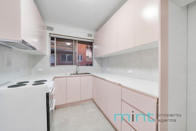 11/65 MacDonald Street, NSW 2195