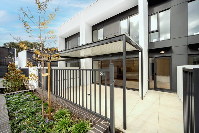 Eagle Ridge - 25/20 Leahy Close, ACT 2604