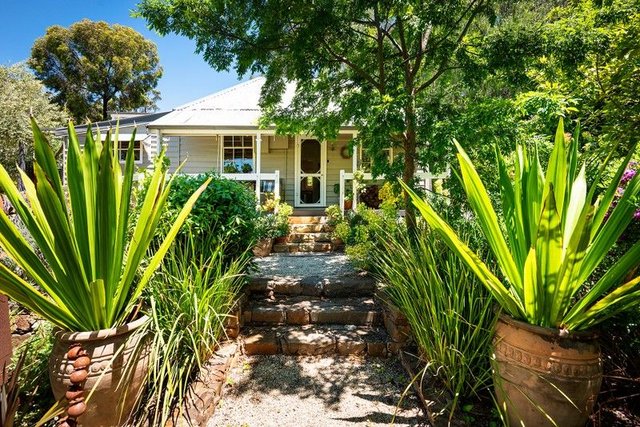 13 Spring Street, VIC 3463