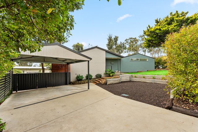 2 Amangu Street, ACT 2614