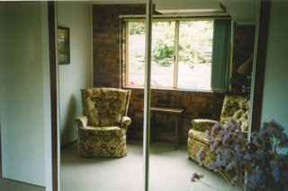 Bed 2 (2004-01-04)