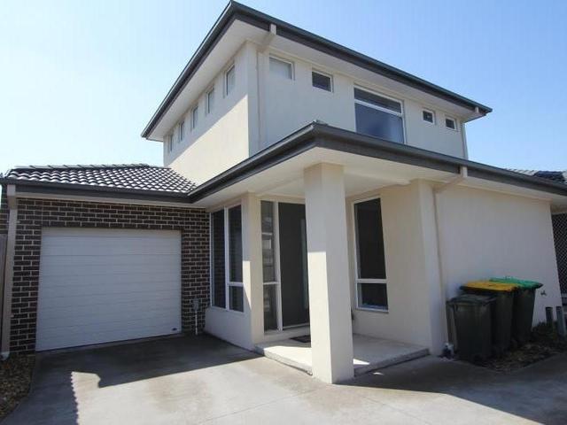 2/4 Nash Court, VIC 3028