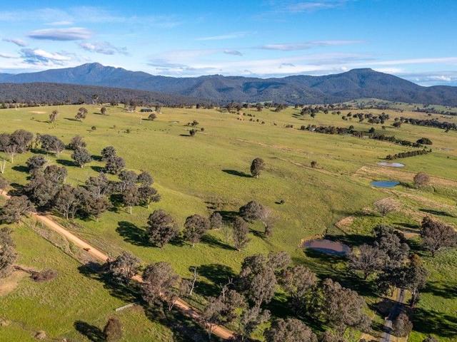 2 582 Buttercup Road, VIC 3723