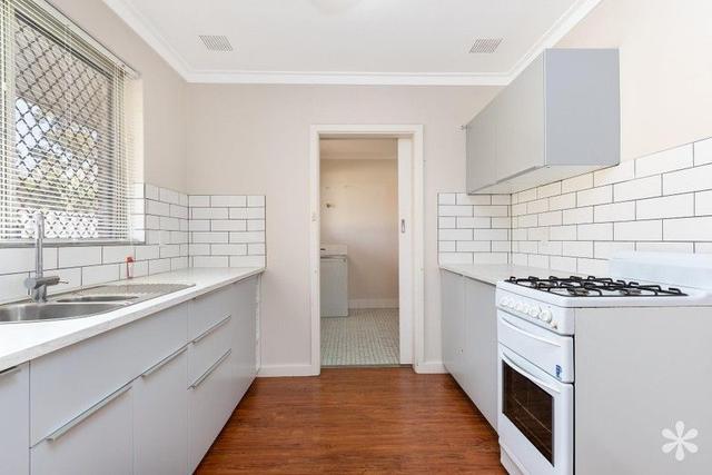 16 Conlon Street, WA 6152