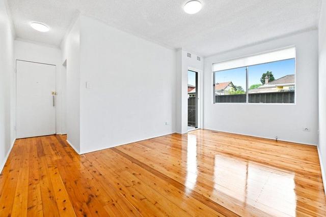 3/2 Neale Street, NSW 2192