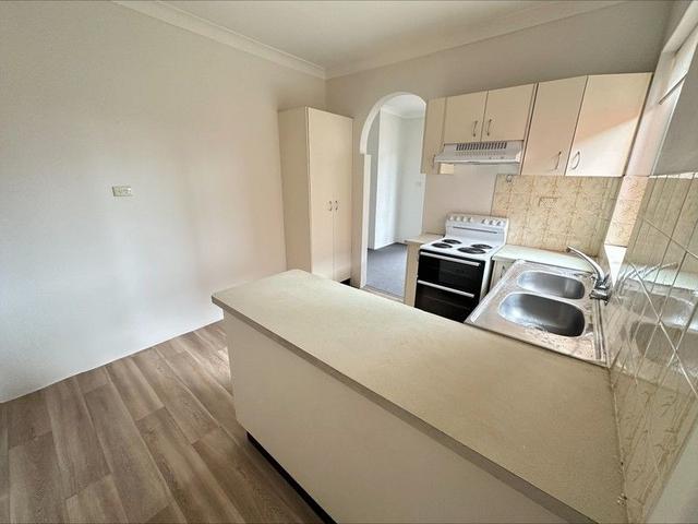 2/12 Macquarie Place, NSW 2223
